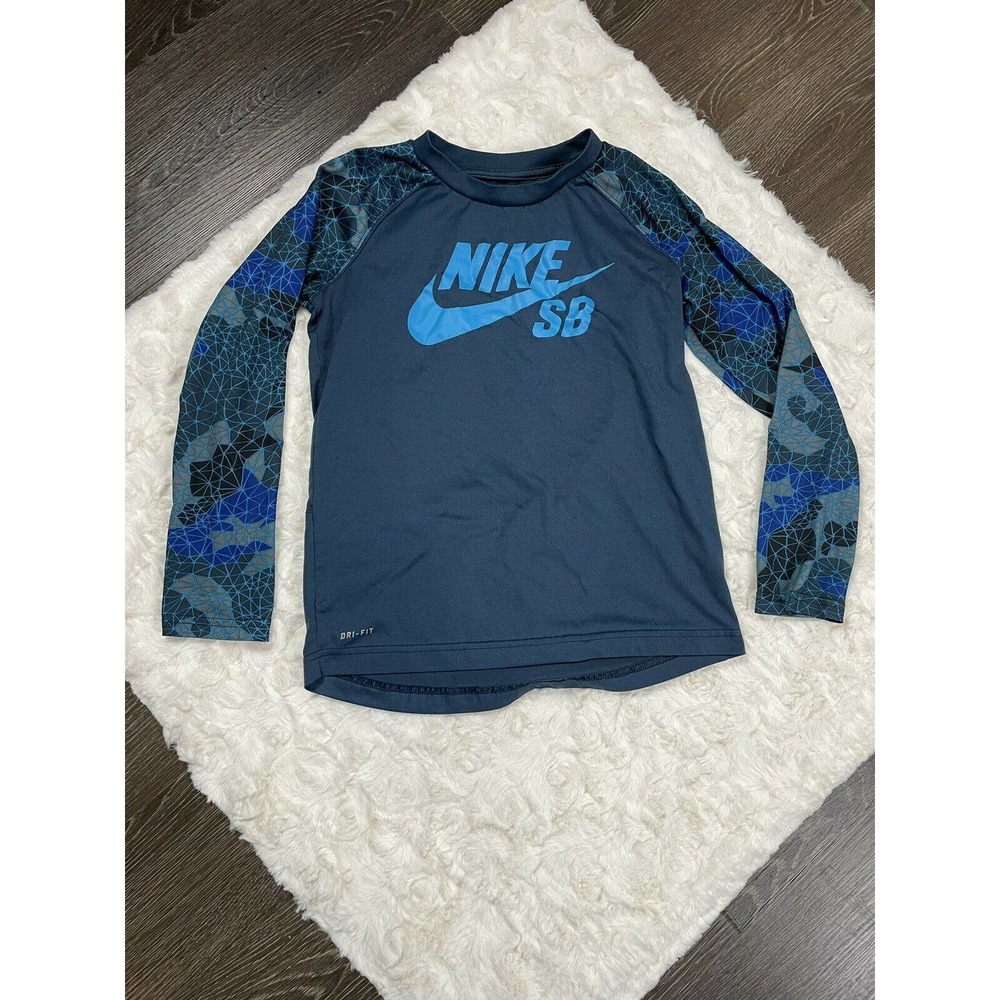 Nike Dri Fit Skate Boarding Shirt | Youth Medium‎